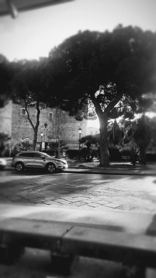 卡塔尼亚La Finestra Sul Castello别墅 外观 照片